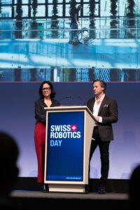 06_Courtine_Bloch_dl_SRD24_Reinhard_Wendler