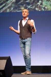 08_Floreano_al_SRD24_Reinhard_Wendler